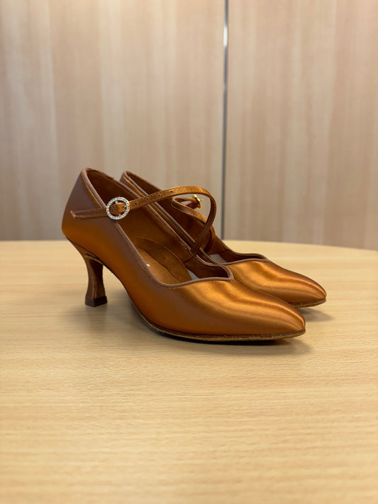 ICS Superstar SingleStrap - Tan Satin - Size 4 - Wide