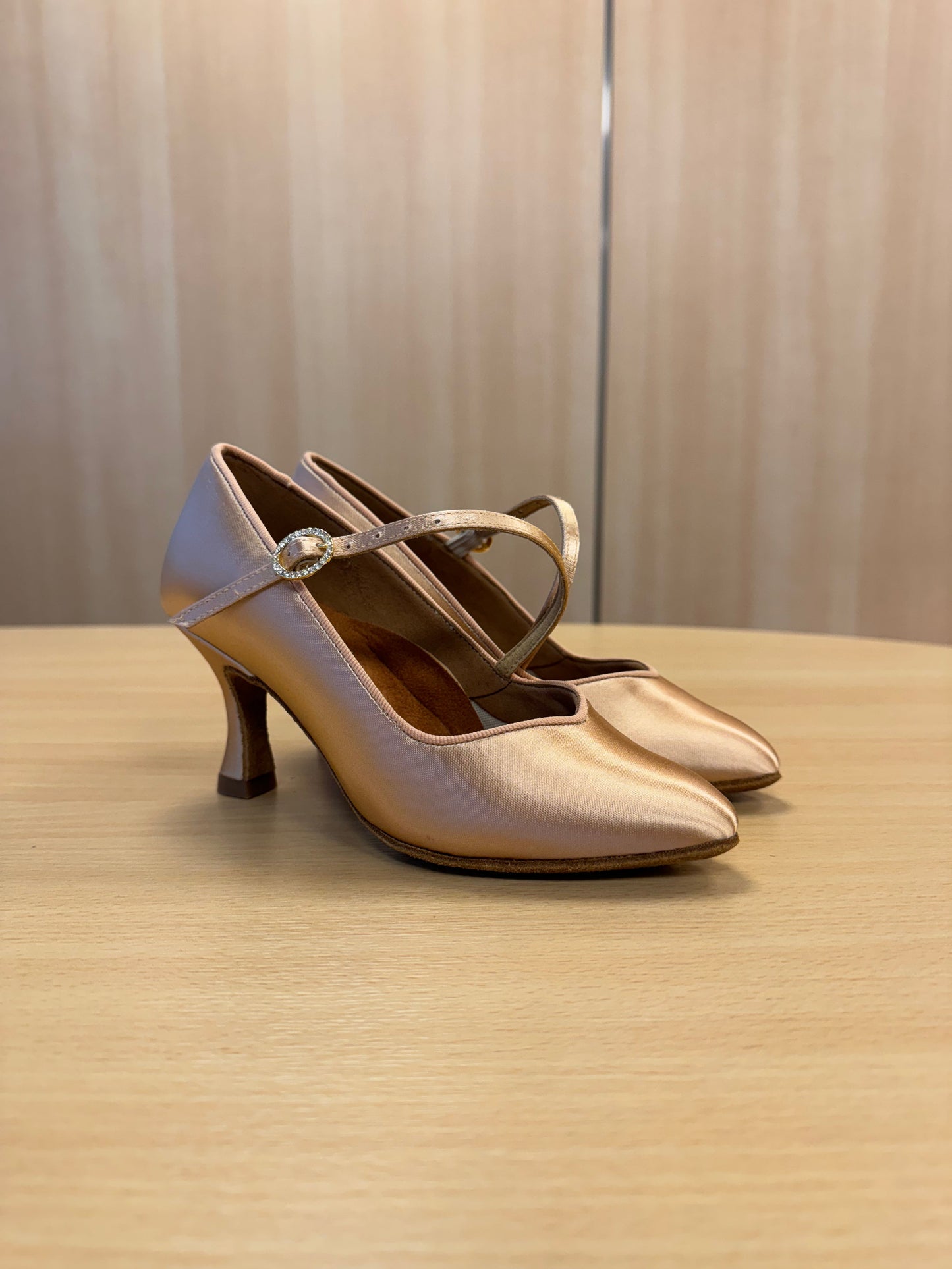 ICS Superstar S/Strap - Peach Satin (Size2XW)