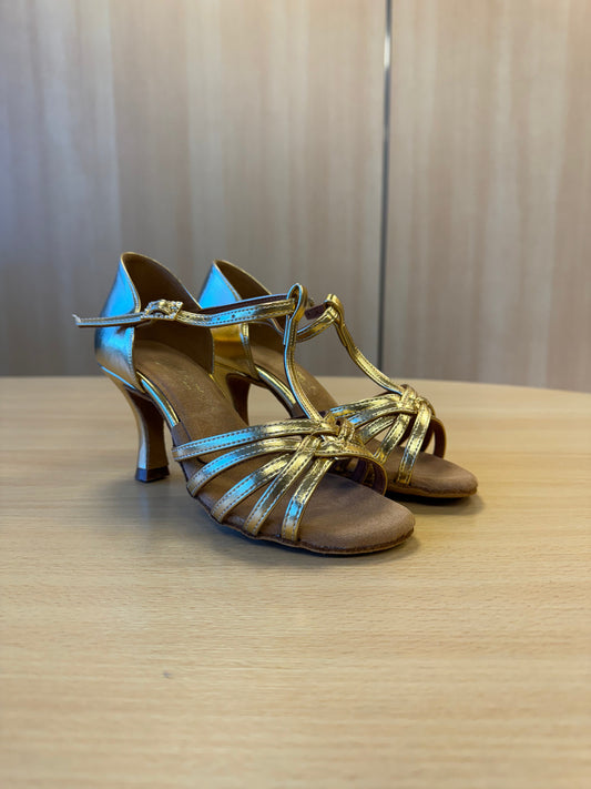 Bela - Gold (Size 3W)