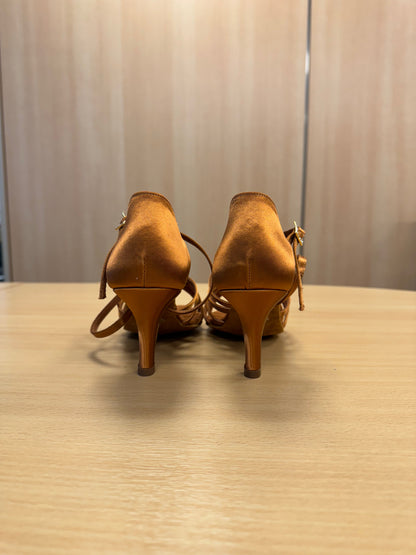 Flavia - Tan Satin (Size 7W)