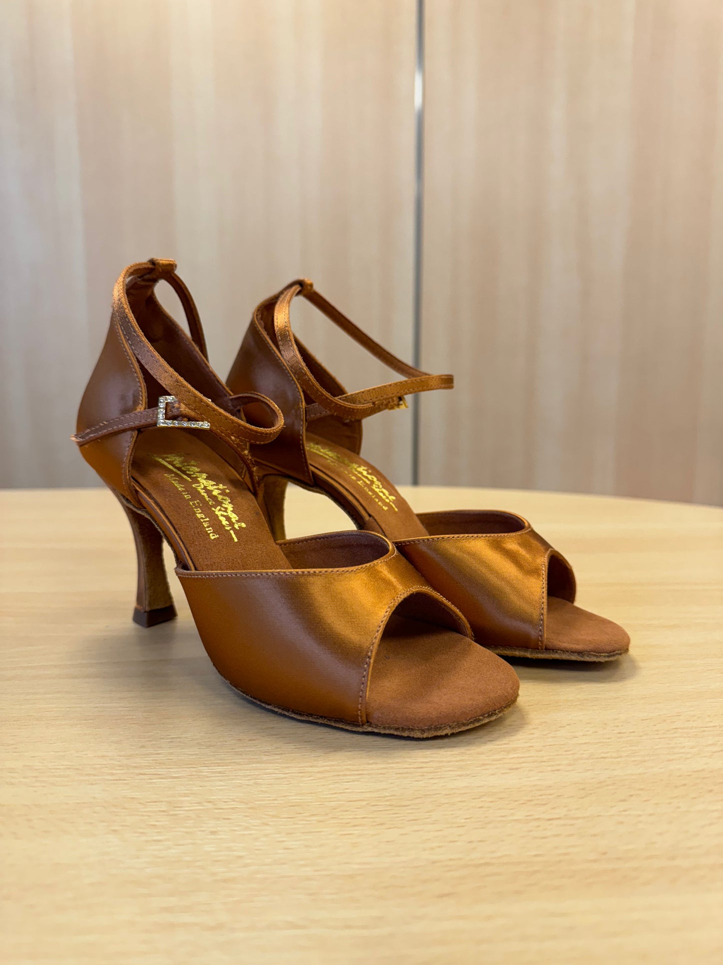 Lorraine - Tan Satin (Size 4)