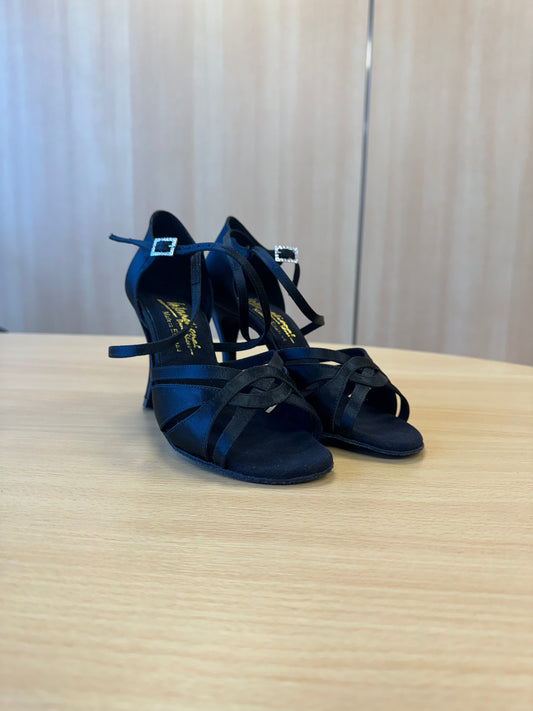 Mia - Black Satin (Size 6 UK)