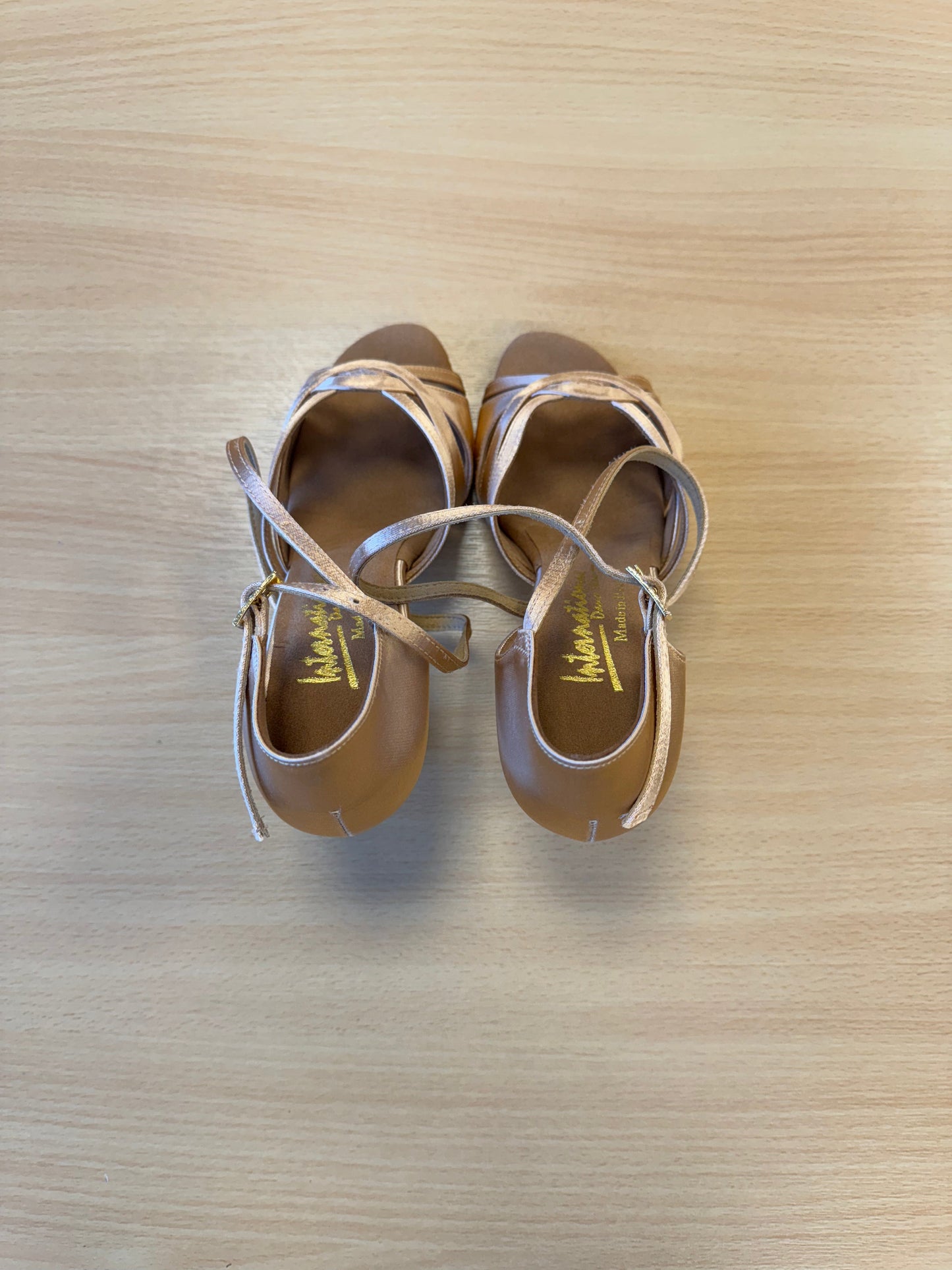 Mia - Peach Satin (Size 4.5W)