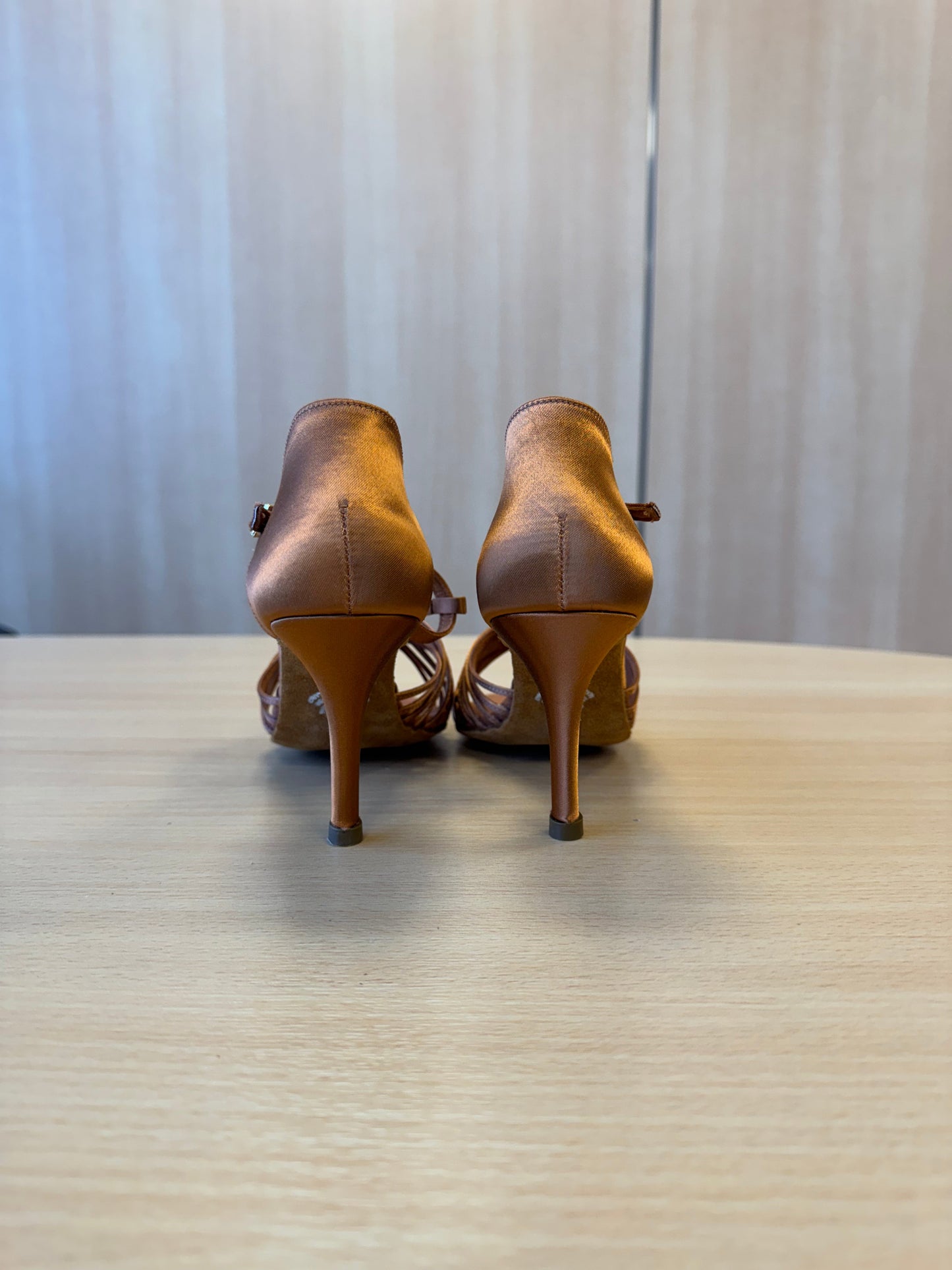 Svetlana - Tan Satin (Size 7)