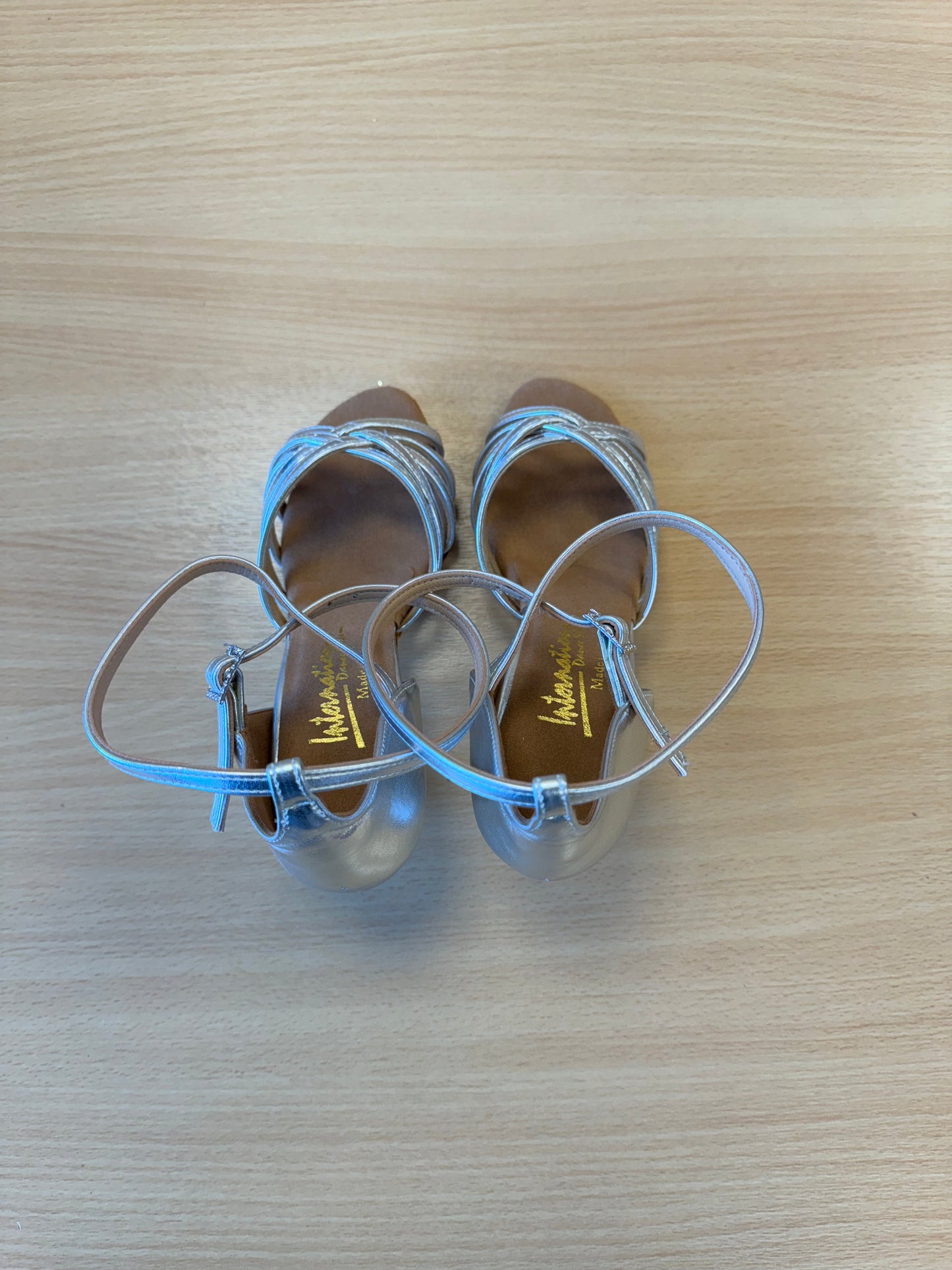 Tanya - Silver (Size 5XW)