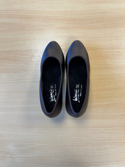 ICS RoundToe - Espresso Satin - Size 4.5 - Regular