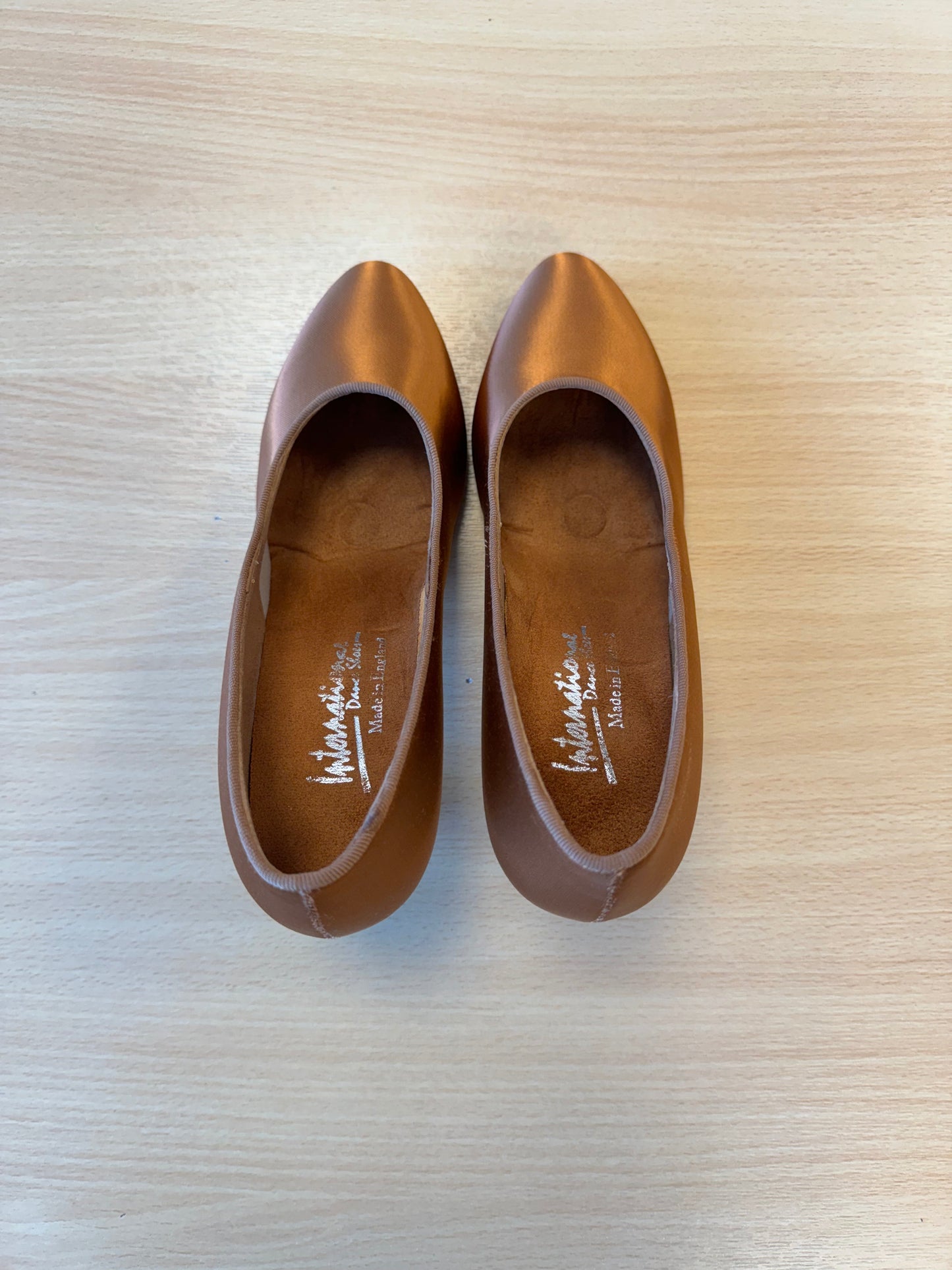 ICS RoundToe - Tan Satin (Size 5.5)
