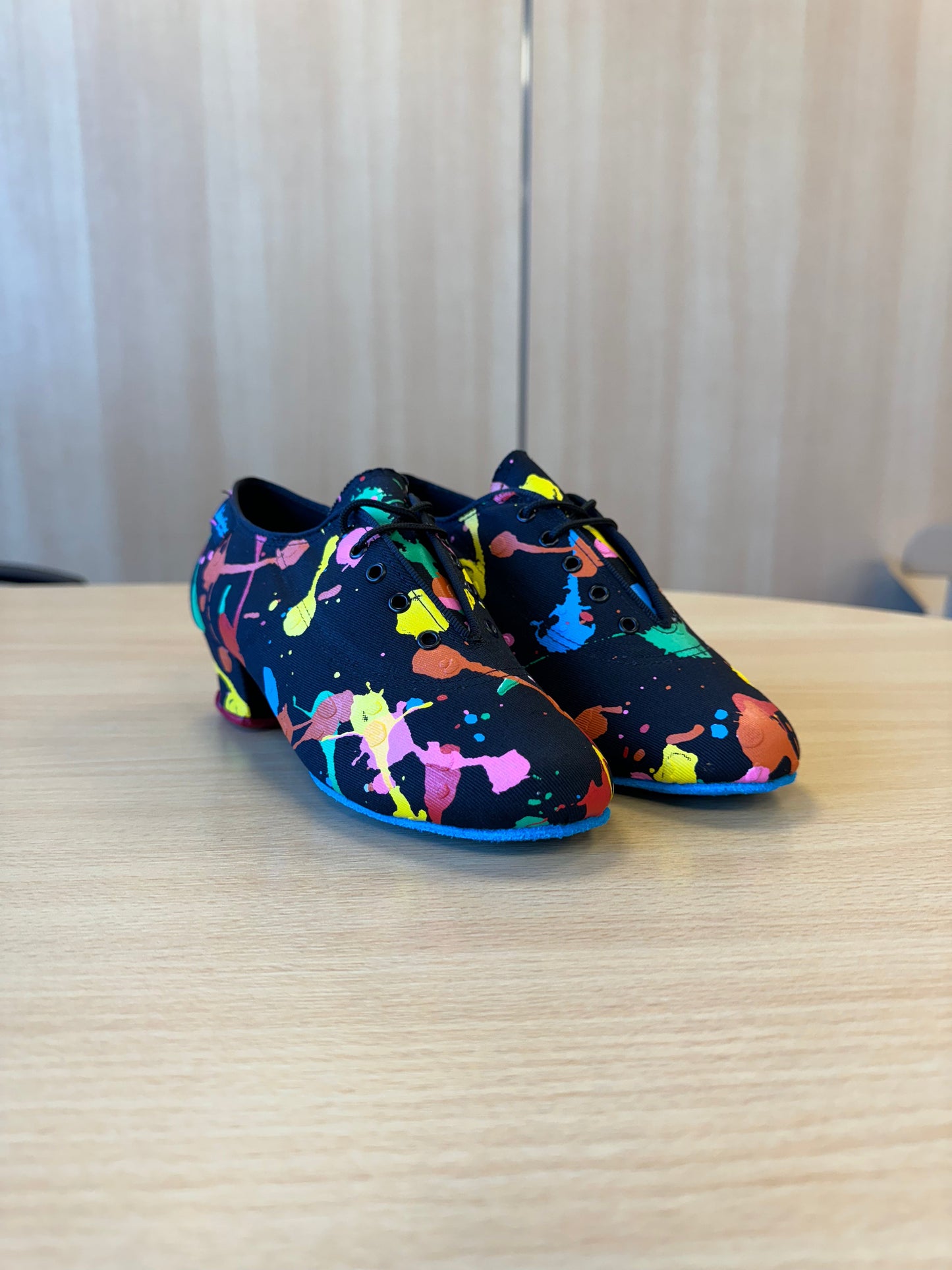 Heather Split-Sole - ArtAttack! (Size 2.5W)