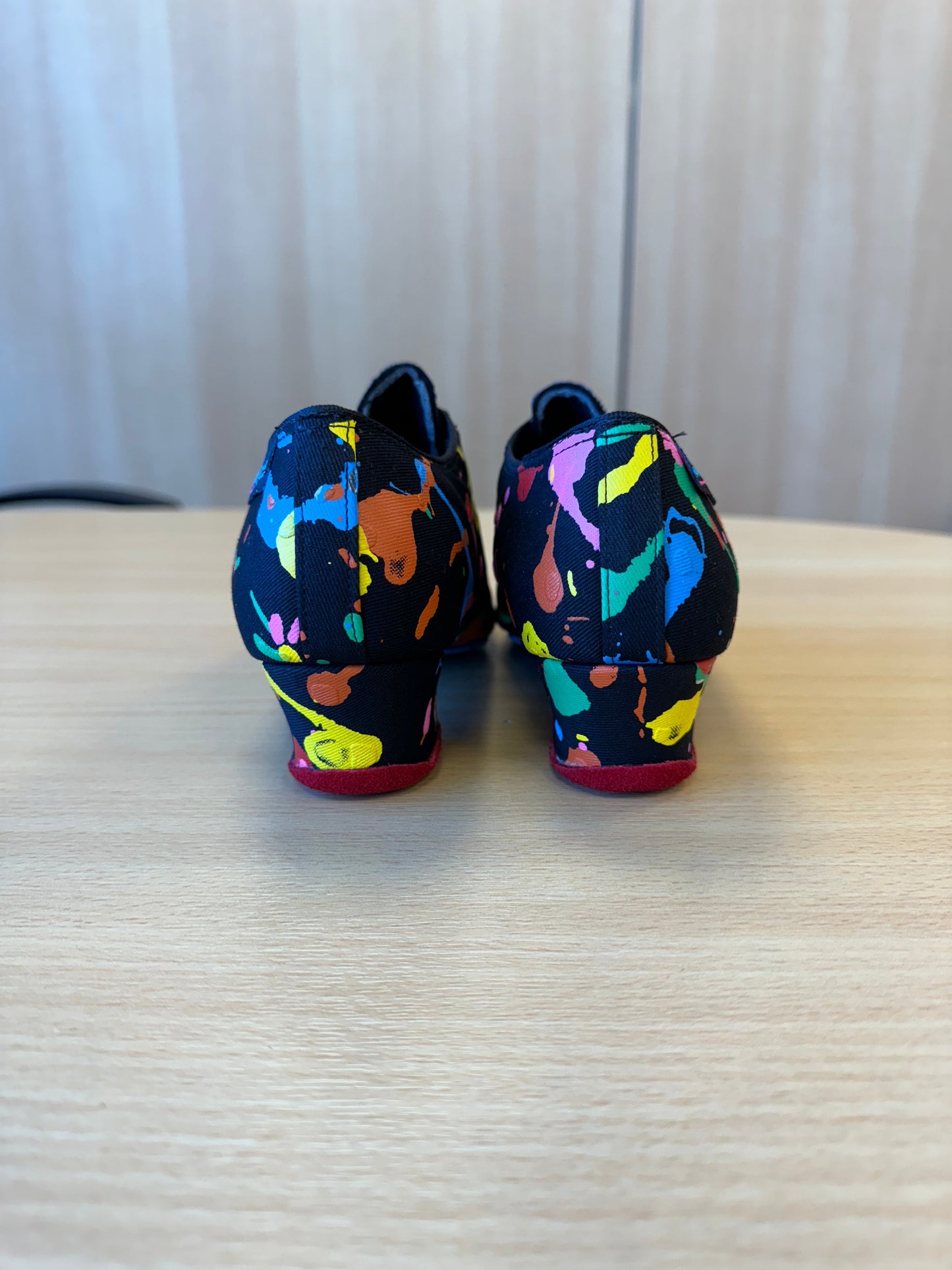 Heather Split-Sole - ArtAttack! (Size 2.5W)