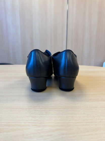 Rumba - Black Calf (Size 8)
