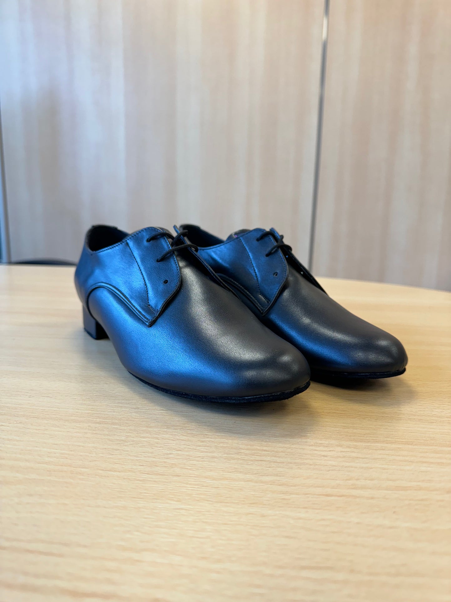 Gibson - Black Calf (Size 8)