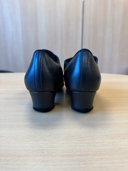 Rumba - Black Calf (Size 8)