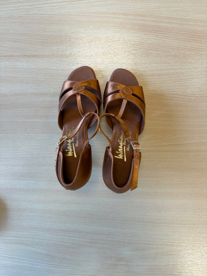 1018 - Tan Satin - Size 4.5 - Narrow