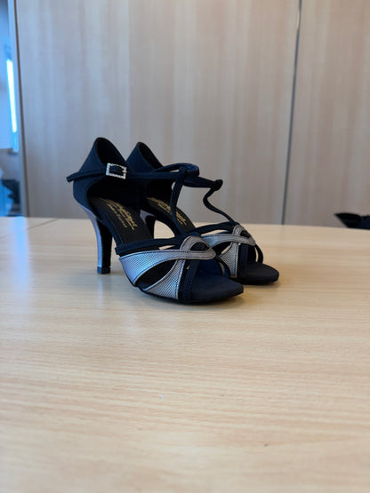 Mia T-Bar - Black Nubuck/Steel Pixel - Size 4.5 - X Wide