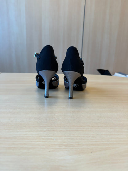 Mia T-Bar - Black Nubuck/Steel Pixel - Size 5 - Regular