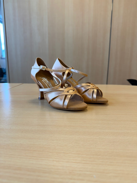 Mia - Peach Satin - Size 4 - Wide