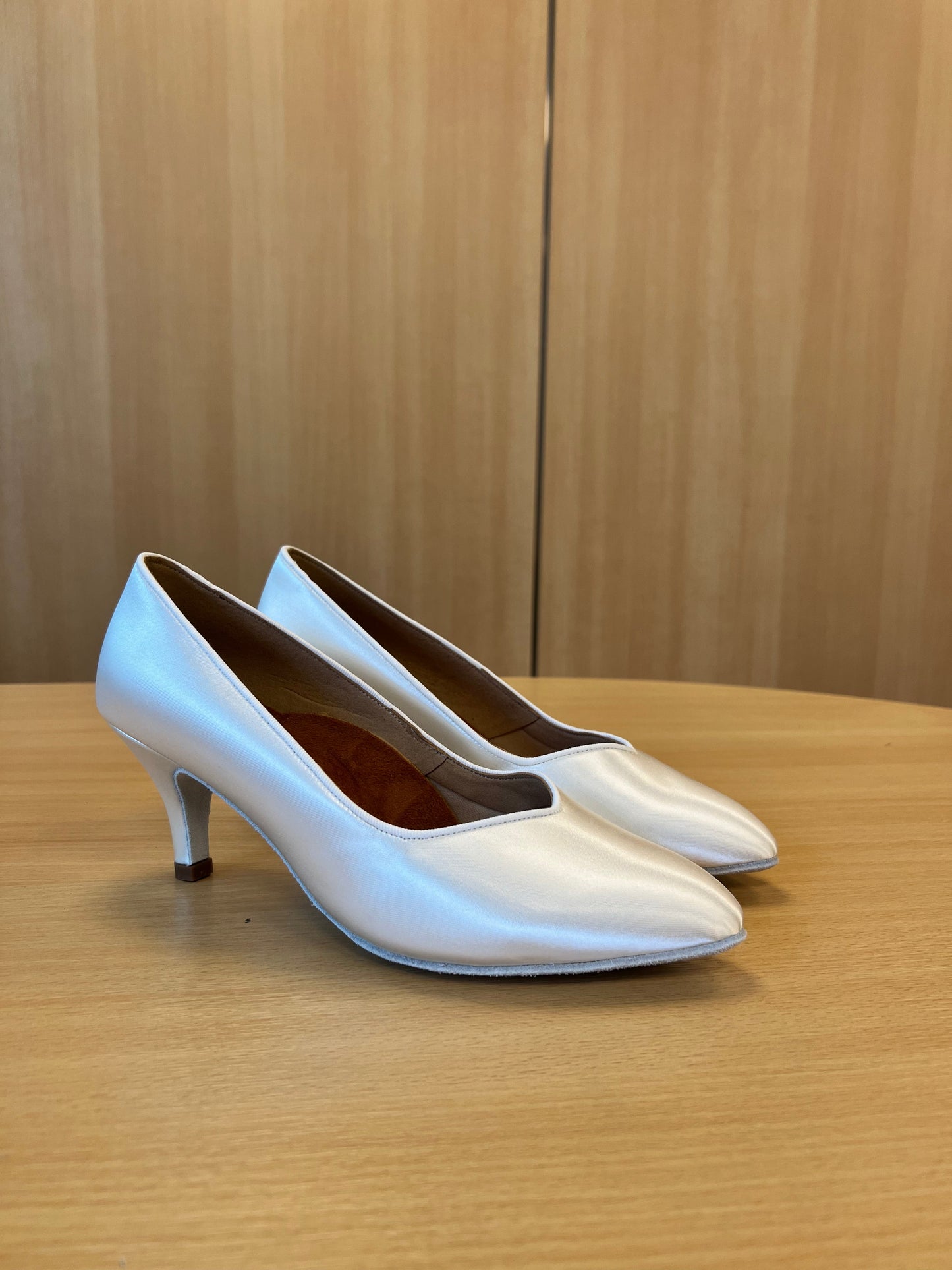 ICS SuperStar - White Satin (Size 8)