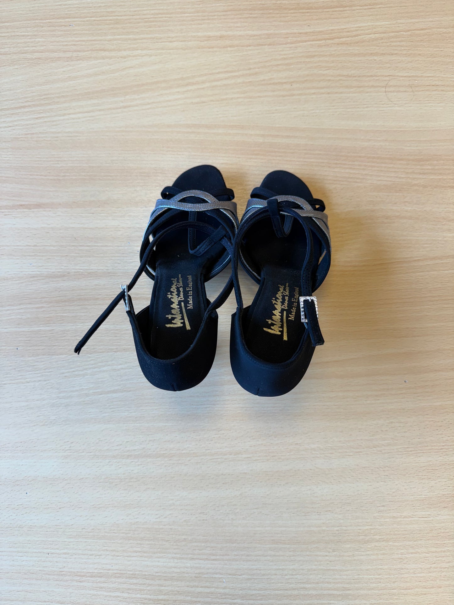 Mia T-Bar - Black Nubuck/Steel Pixel - Size 5 - Wide
