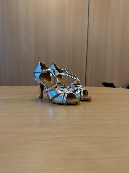 Mia - Silver NotCalf - Size 5 - Regular