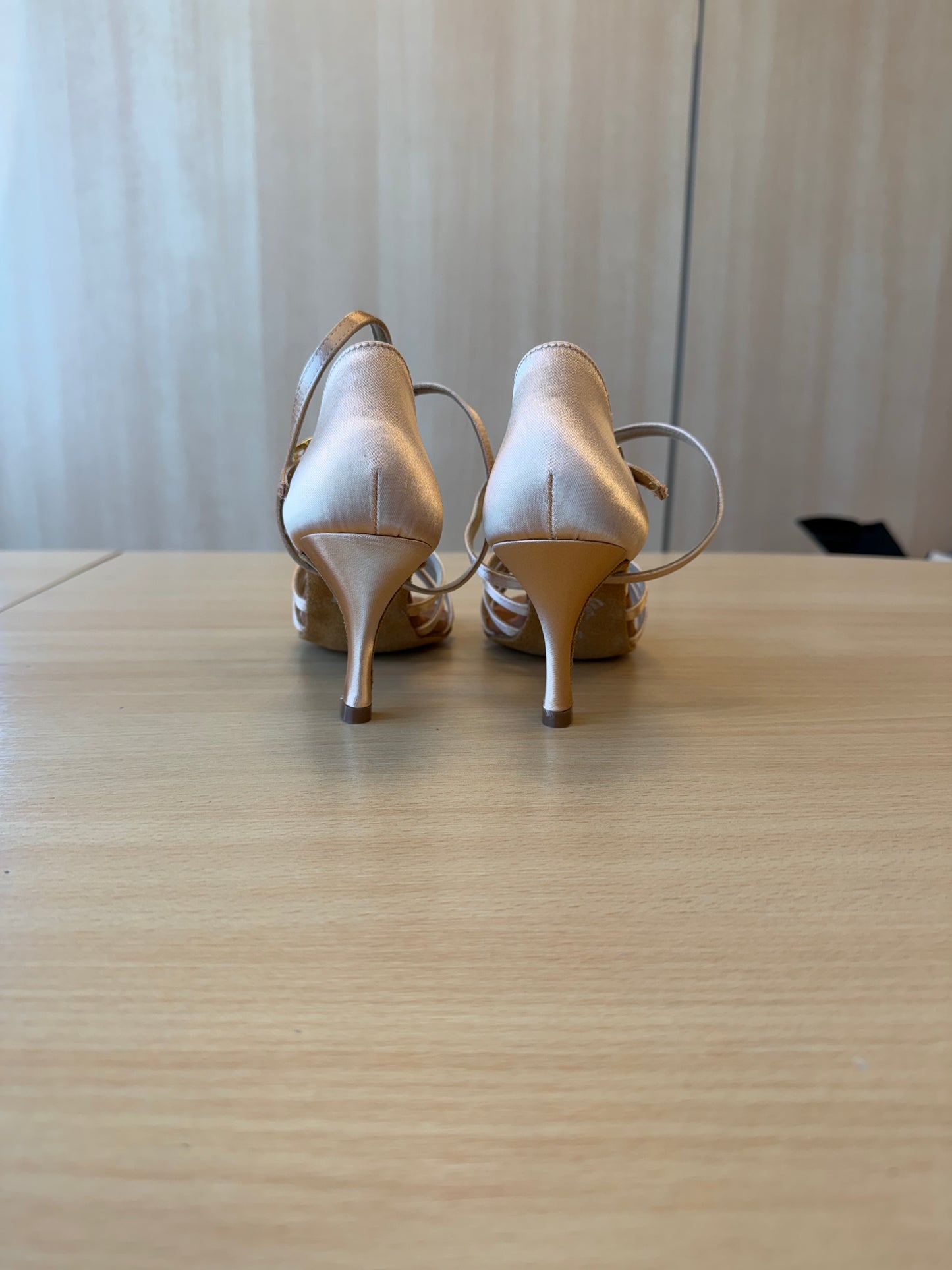 Flavia - Peach Satin - Size 5 - Narrow