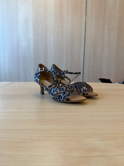 Mia  - Leopard - Size 5 - Regular