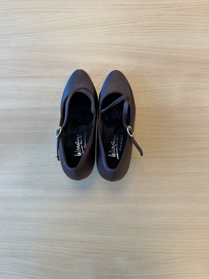 ICS RoundToe SingleStrap - Espresso Satin - Size 5 - Regular
