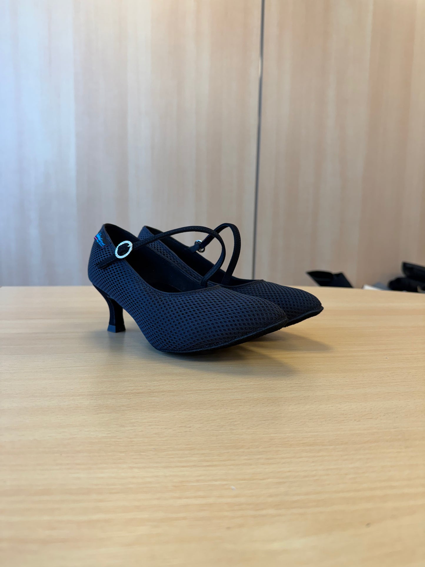 ICS RoundToe SingleStrap - AirMesh - Size 5 - Wide