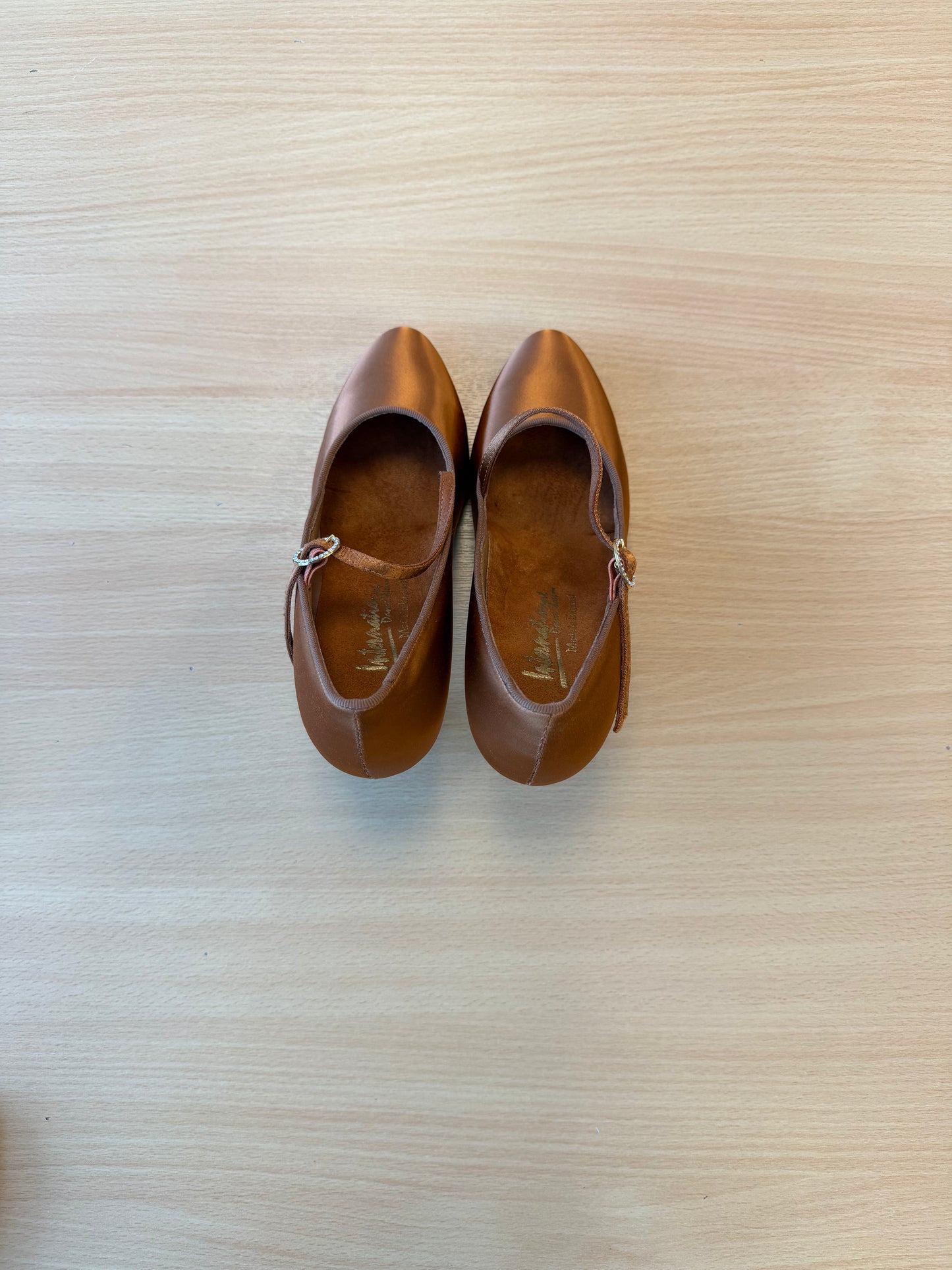 ICS RoundToe SingleStrap - Tan Satin - Size 5 - Regular