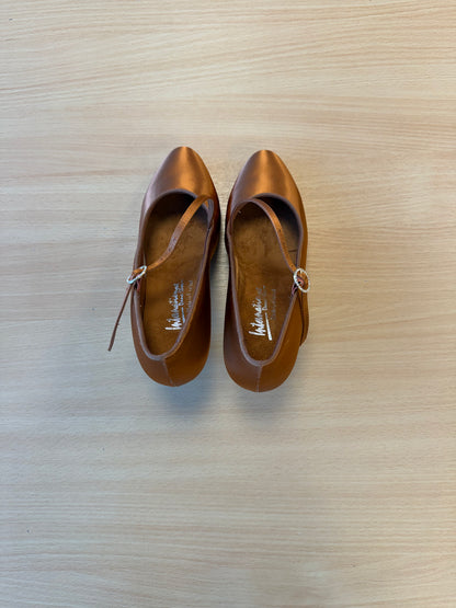 ICS RoundToe SingleStrap - Tan Satin - Size 5 - Regular