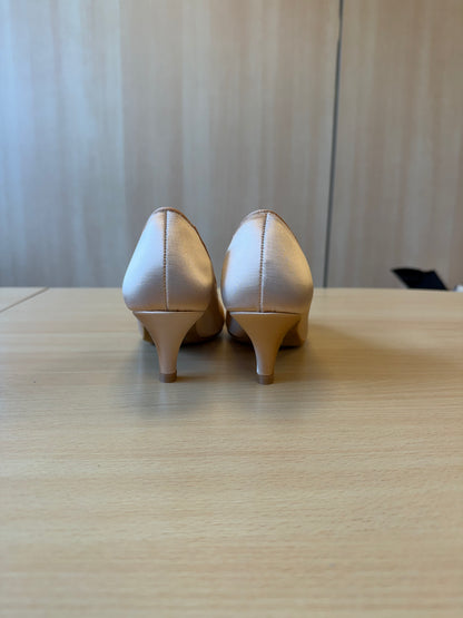 ICS RoundToe - Peach Satin - Size 4.5 - Regular