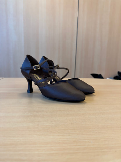 American Smooth - Espresso Satin - Size 5 - Wide