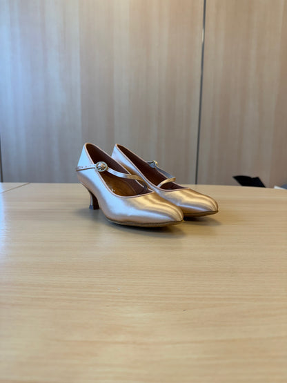 ICS RoundToe SingleStrap - Peach Satin - Size 5 - Regular