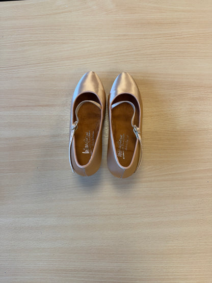 ICS RoundToe SingleStrap - Peach Satin - Size 5 - Regular