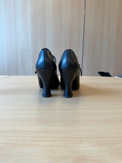Camden - Black Calf - Size 5 - Regular
