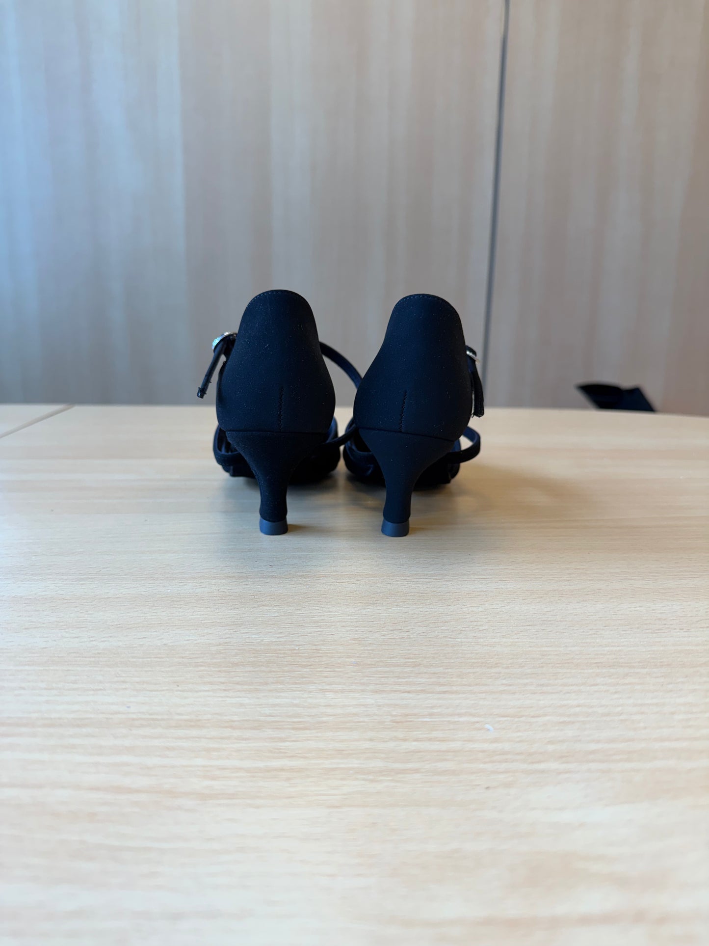 American Klass - Black Nubuck - Size 4 - Regular