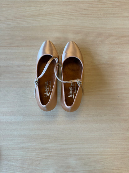 ICS RoundToe SingleStrap - Peach Satin - Size 5 - Regular
