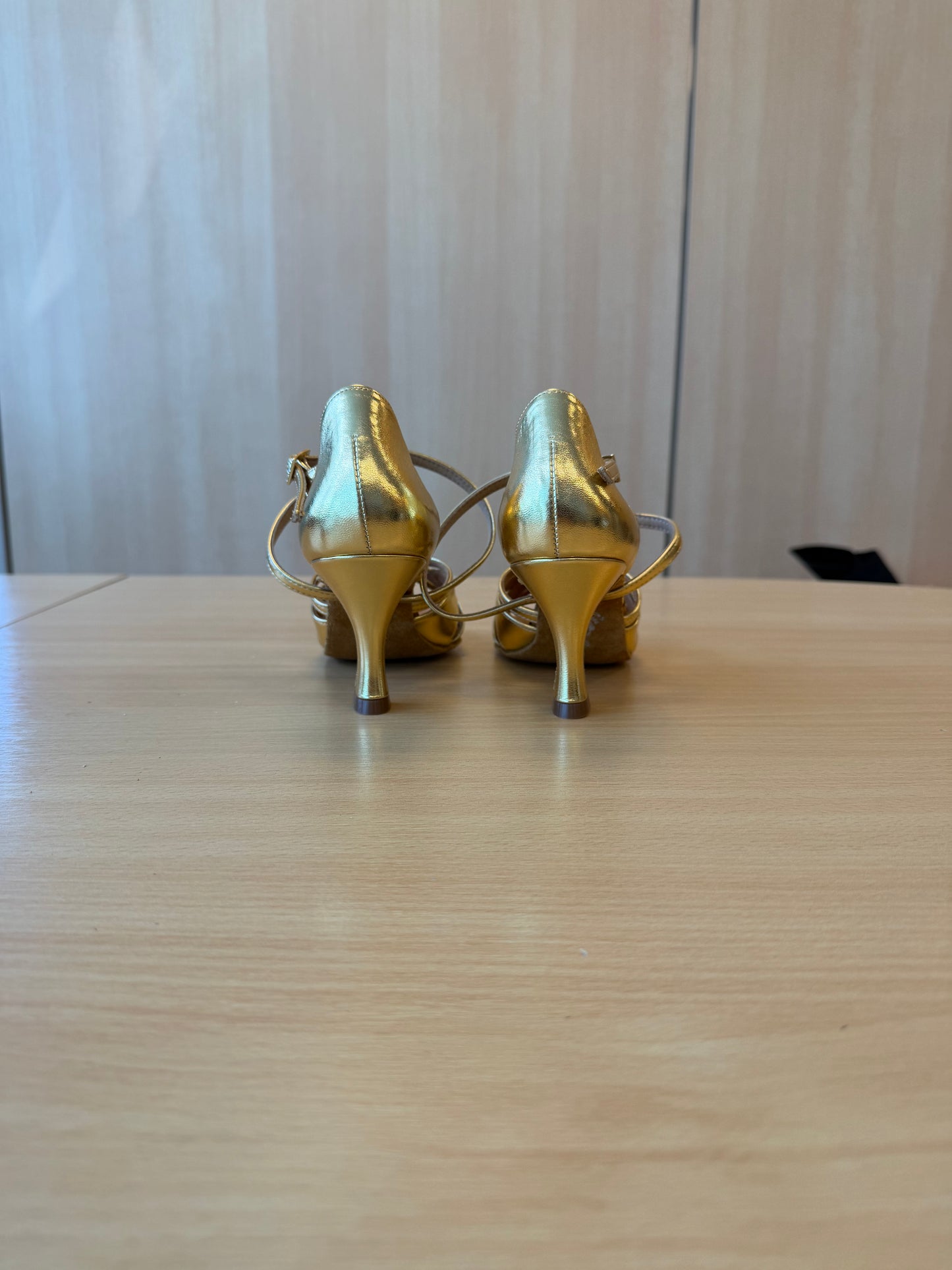 Mia - Gold NotCalf - Size 5.5 - X Narrow