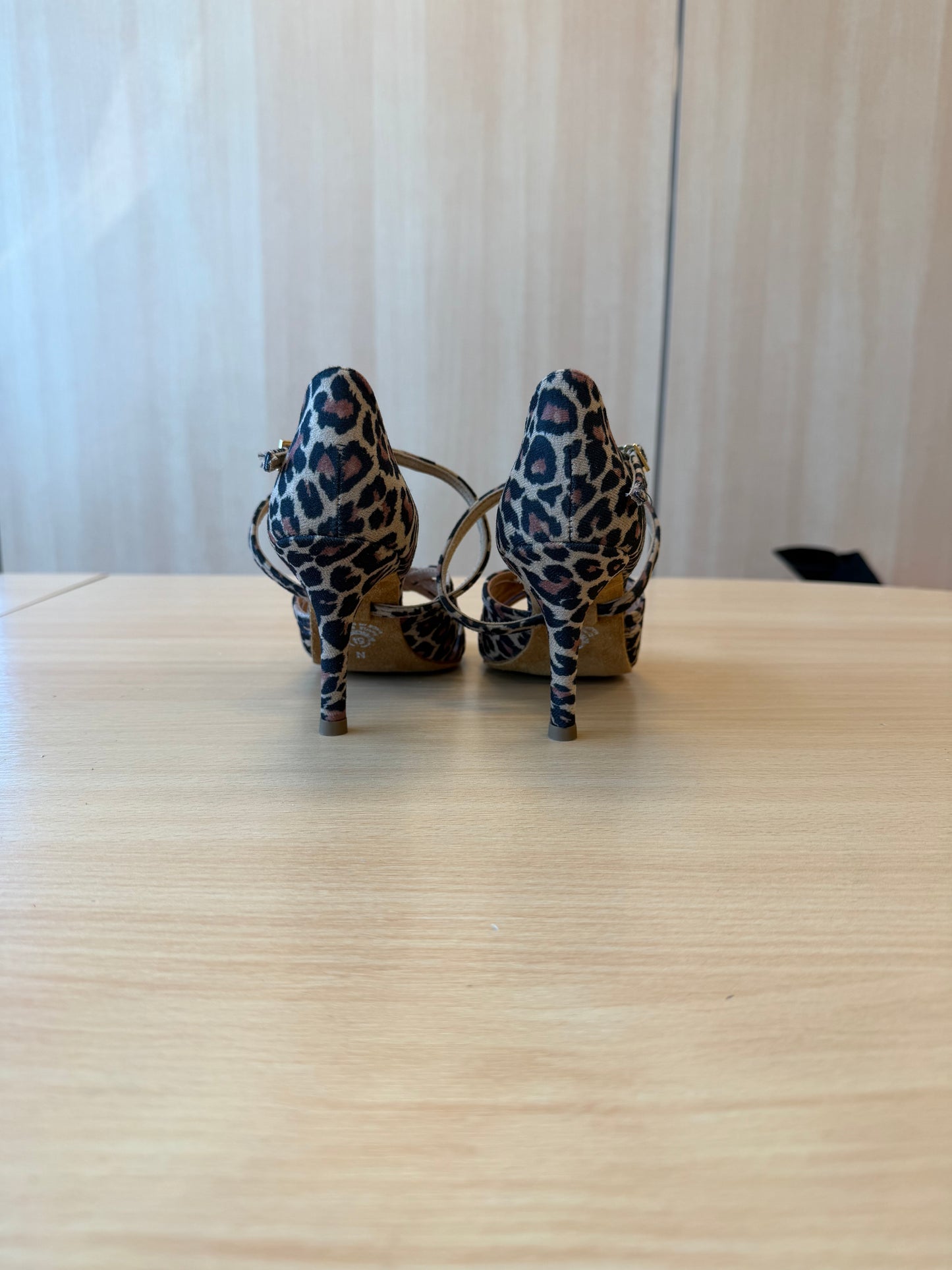 Mia - Leopard - Size 5.5 - Narrow