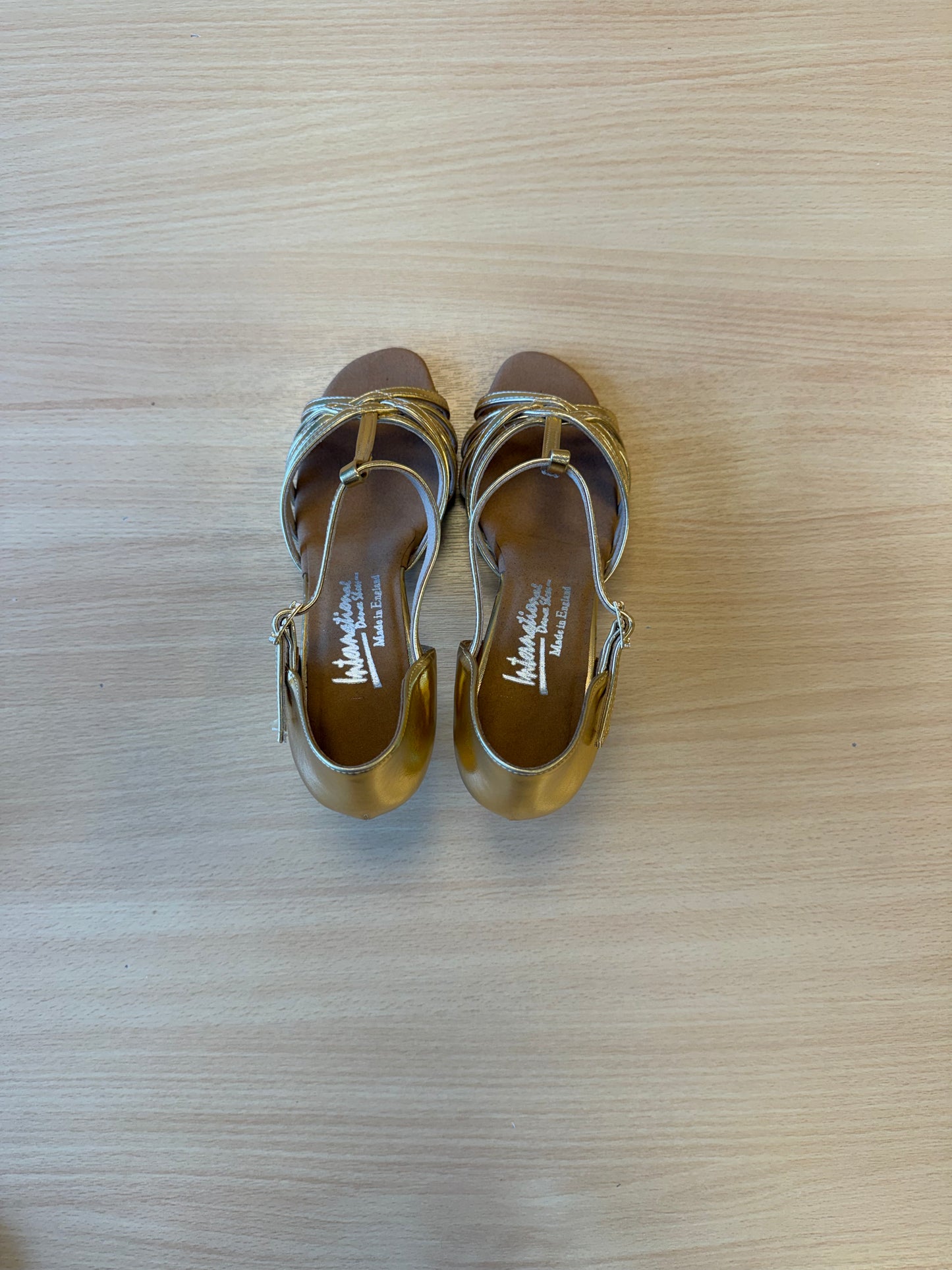 Bela - Gold NotCalf - Size 6 - Narrow
