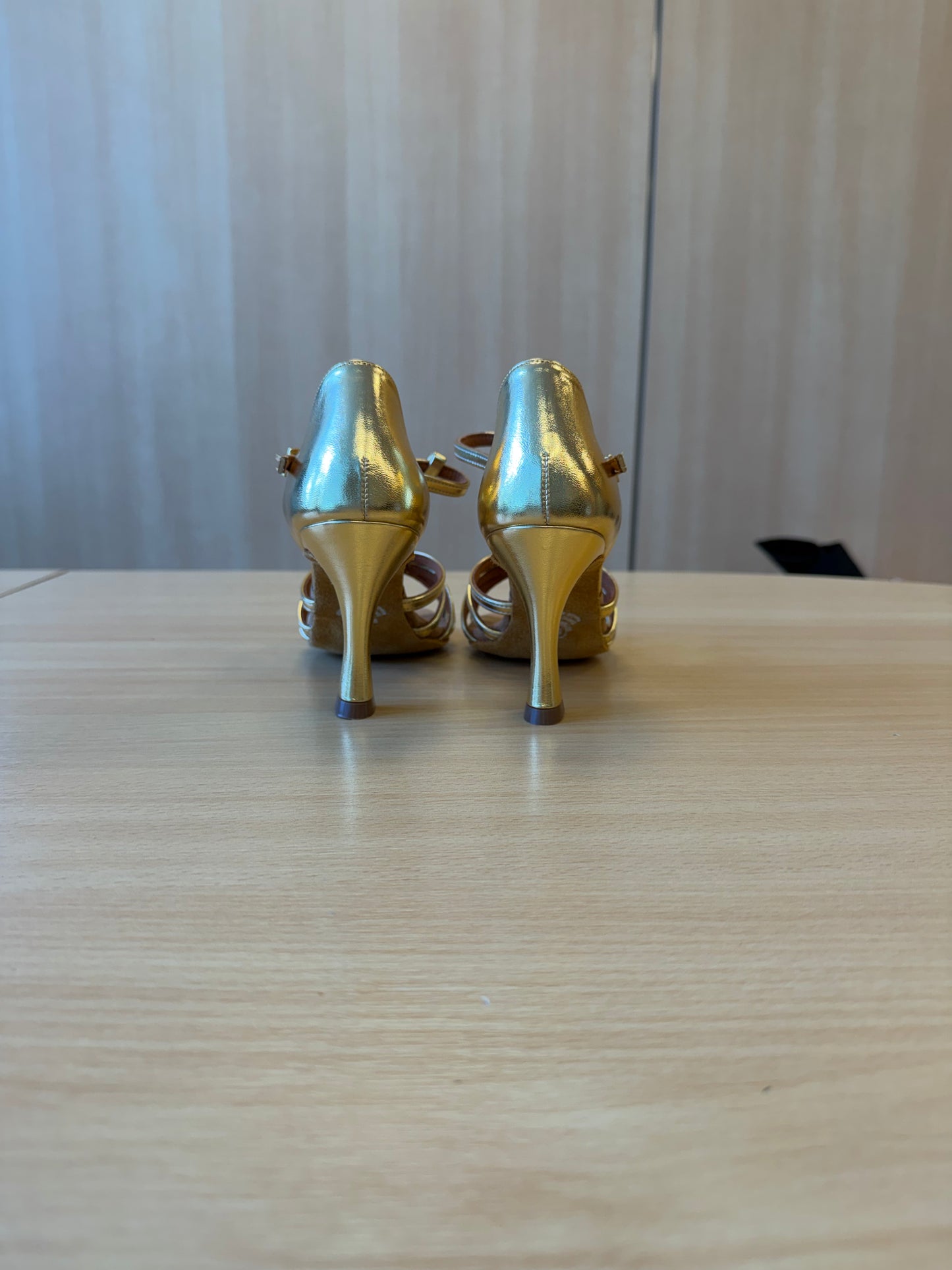 Bela - Gold NotCalf - Size 5.5 - Regular