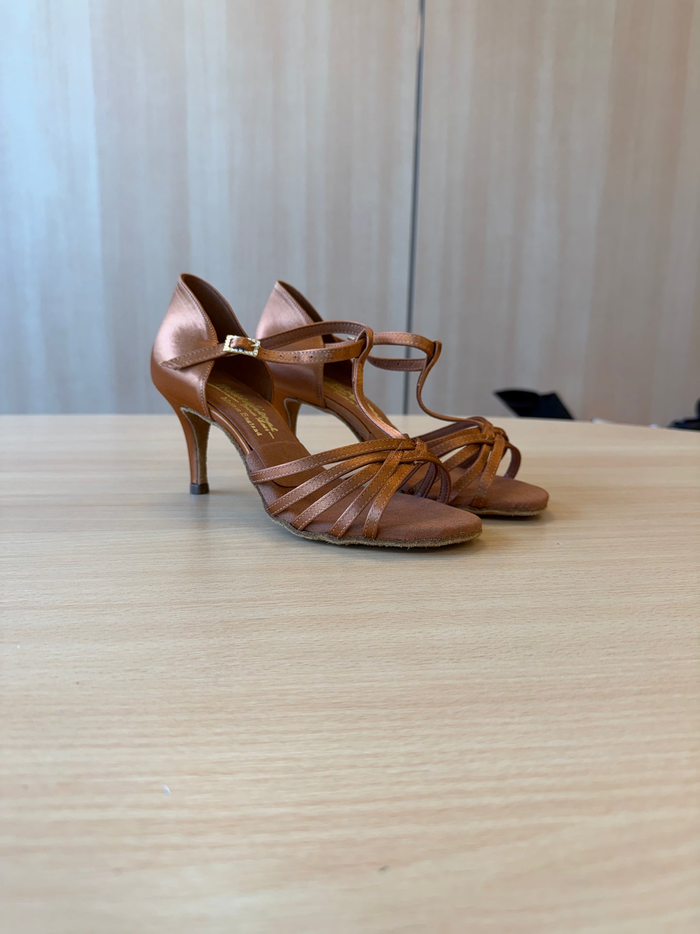 Bela - Tan Satin - Size 5.5 - Wide