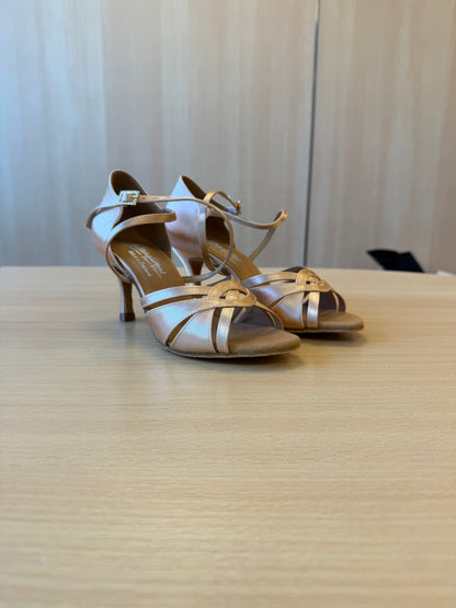 Mia - Peach Satin - Size 5.5 - Narrow