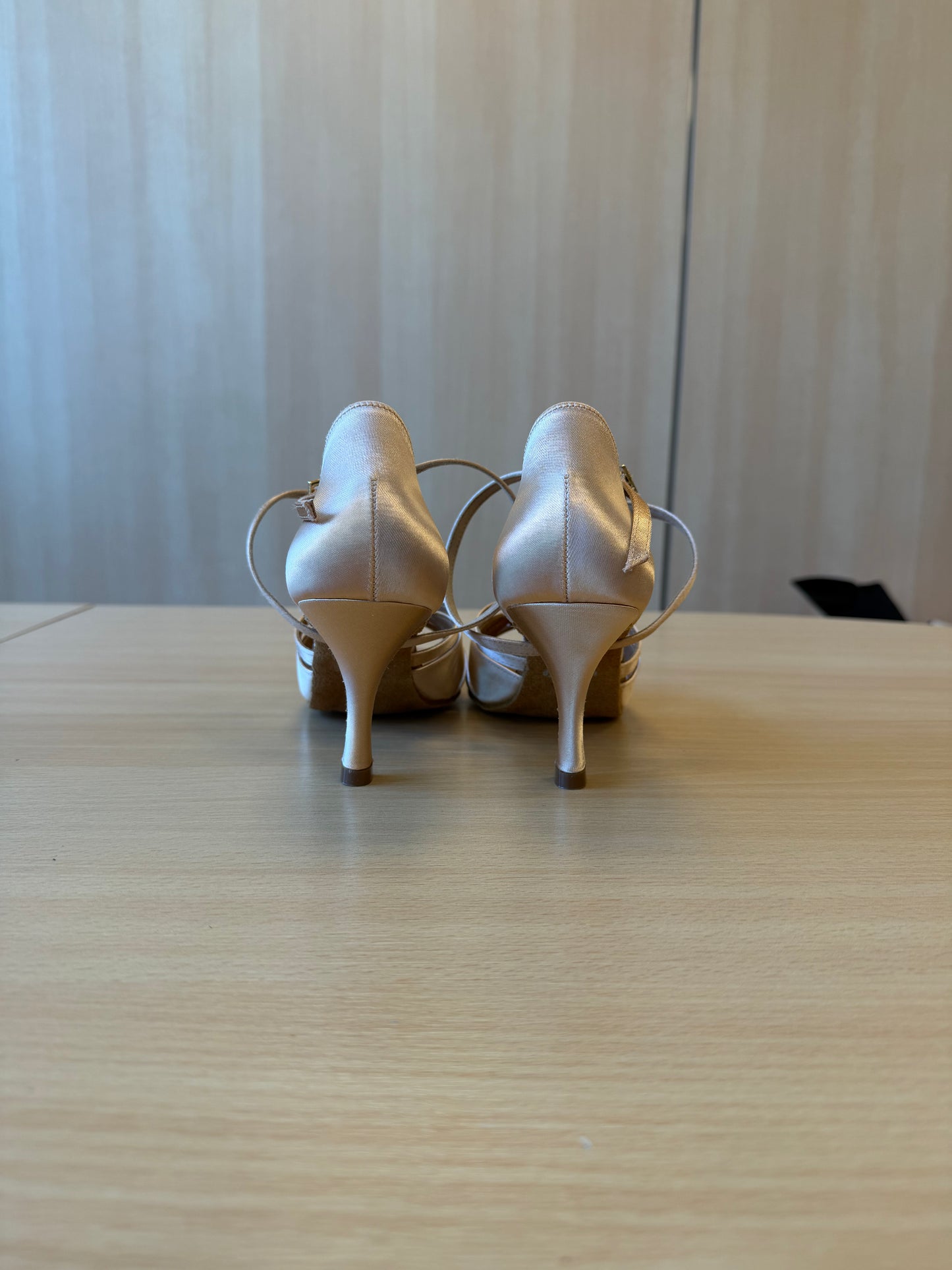 Mia - Peach Satin - Size 5.5 - Narrow