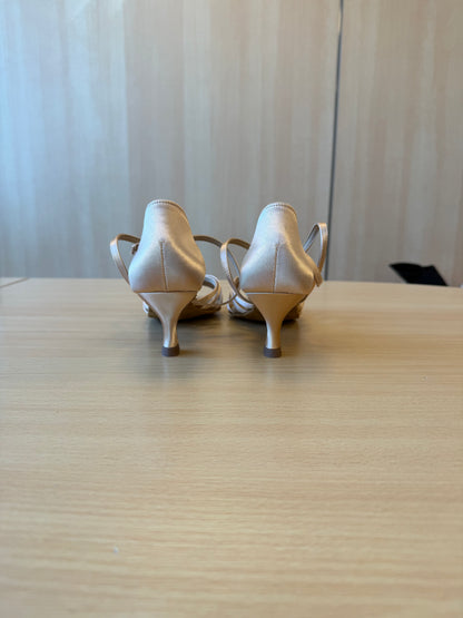 Flavia - Peach Satin - Size 5.5 - Regular