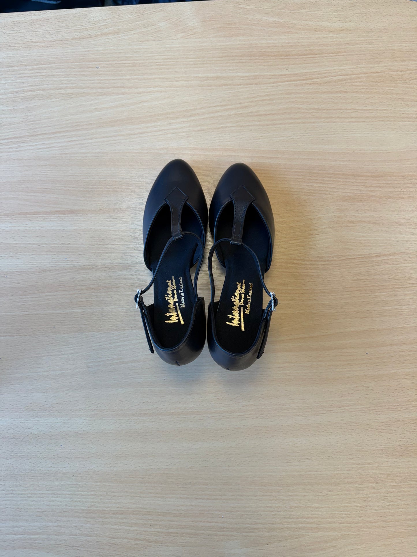 Karen - Black Calf - Size 5.5 - Narrow