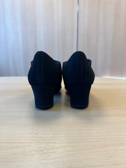 Rumba - Black Nubuck (Size 7N)