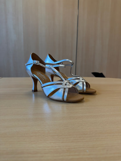 Mia T-Bar - Silver NotCalf - Size 5.5 - Regular