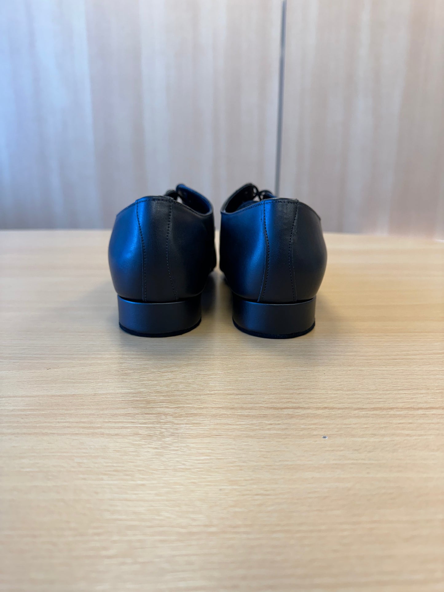 Oxford - Black Calf (Size 9.5)