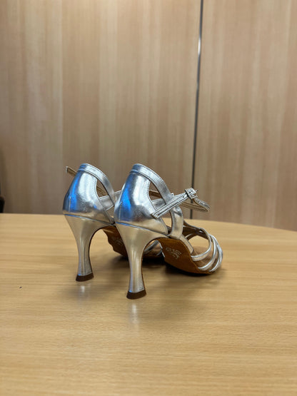 Lucia - Silver NotCalf (Size 5)