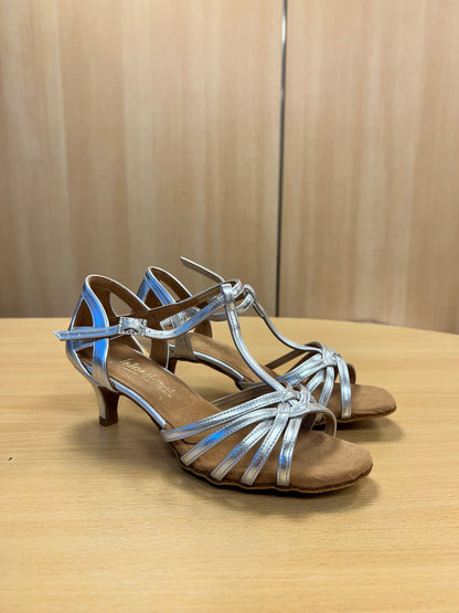 Lucia - Silver NotCalf (Size 7)